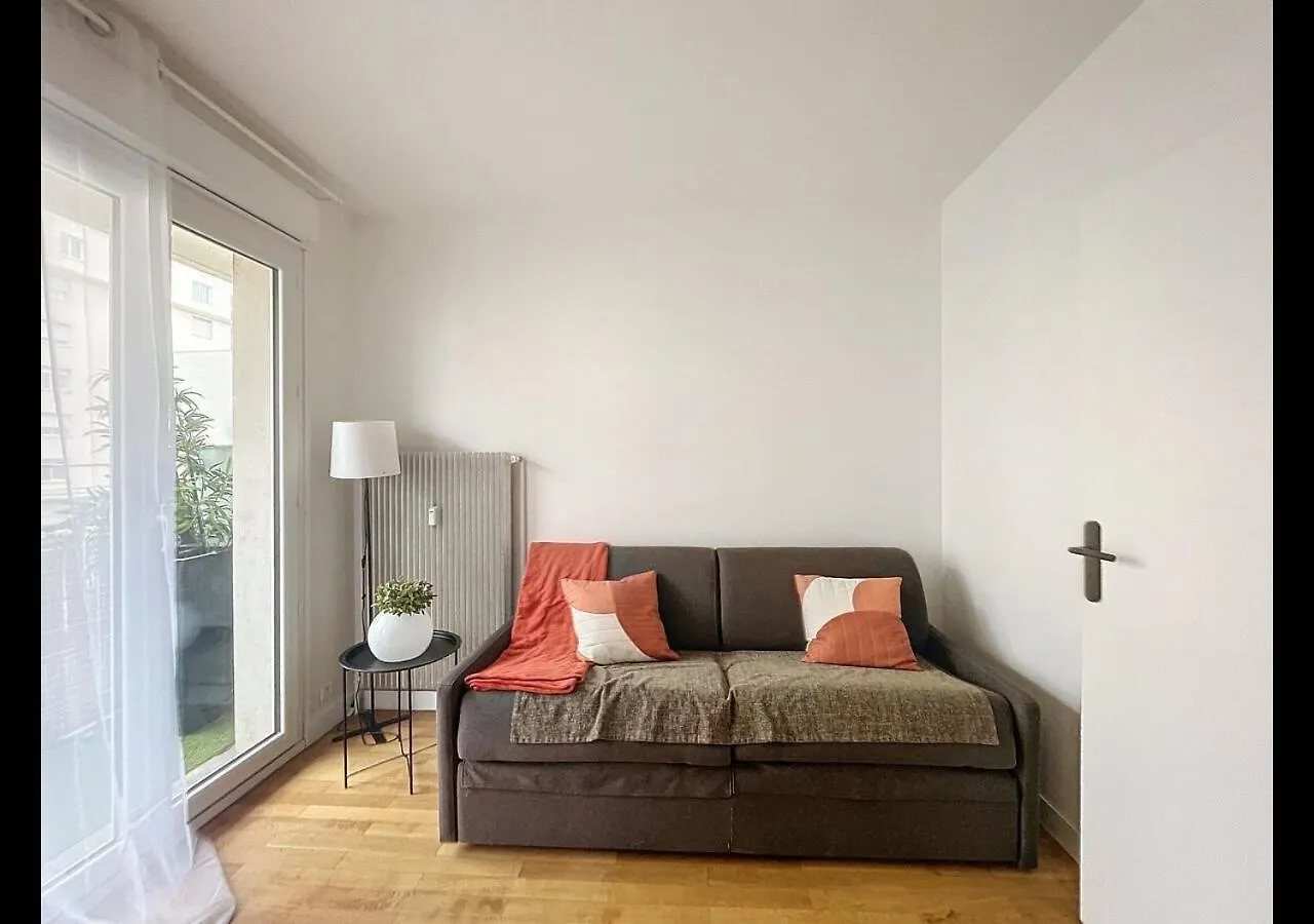 Le Ptit Lyonnais, Prox Tram T3, Terrasse, Moderne Apartman Villeurbanne 0*,